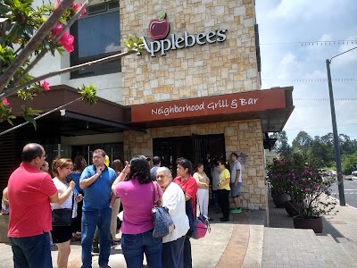 Photos of Applebee's Majadas