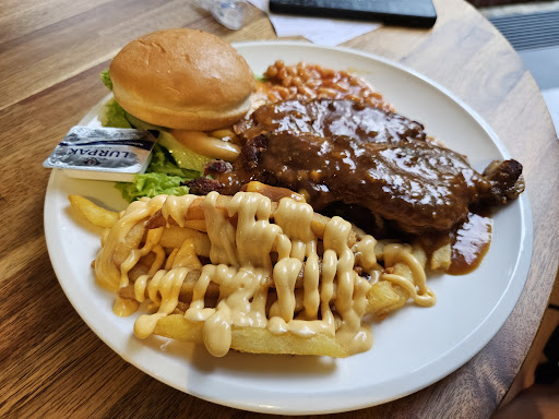 Tuck In - Thumbnail