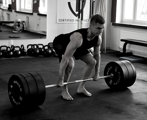 Łukasz Wichowski | Trener Personalny | Kettlebell | Trening siłowy | Kickboxing | Boks