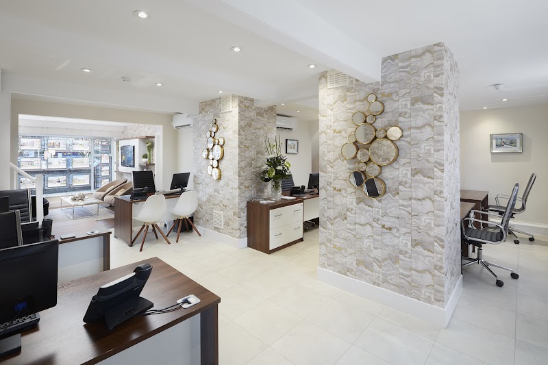 Langford Russell Locksbottom Estate Agents photo 2