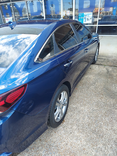 Hyundai at Jasper - Thumbnail