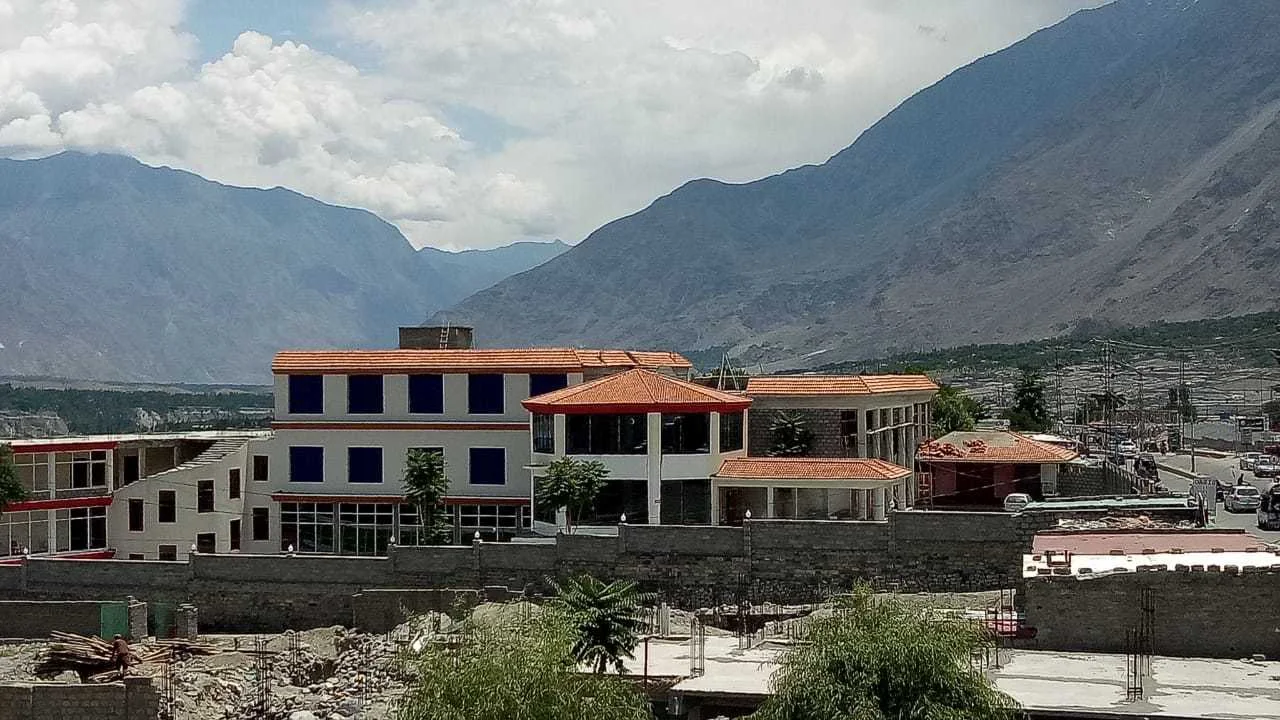 Hotel Oasis International
