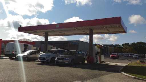 Station Service Intermarche La Salvetat St Gille