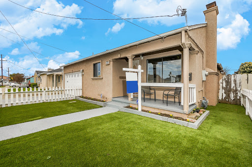 J. Diaz, REALTOR - Thumbnail