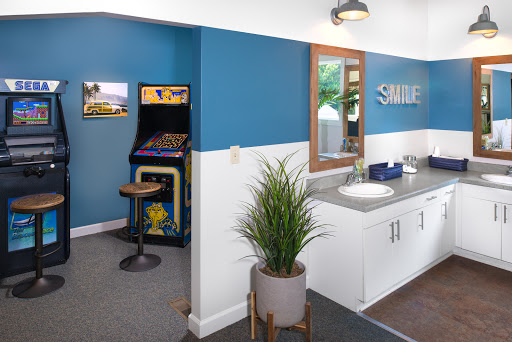 The Braces Place Gallery - United States