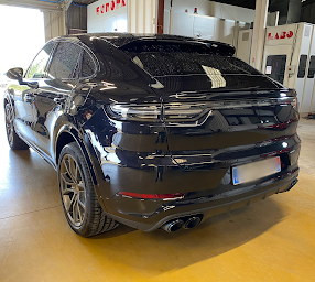 Photo n°9 de Carrosserie BOUSQUET à Sainte-Foy-d'Aigrefeuille (Atelier de carrosserie automobile)