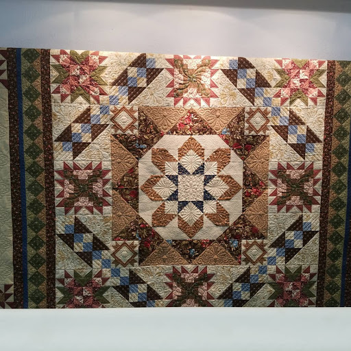 Patchwork Plus Quilts - Thumbnail