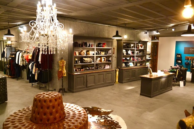 CALÇADA CEM concept-store