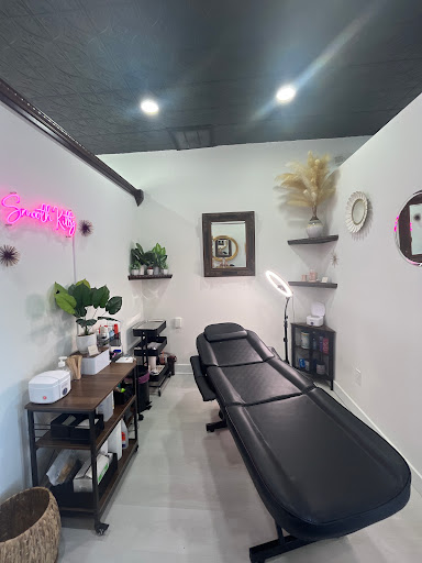 Smooth Kitty Wax Studio - Thumbnail