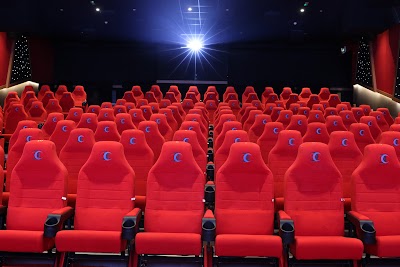 Photos of Oscar Cinema