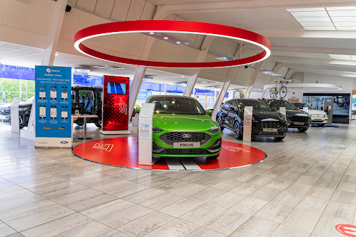 Hendy FordStore Portsmouth Gallery - United Kingdom