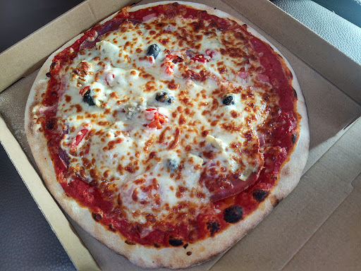 Photo 5 - bella pizza saint mariens