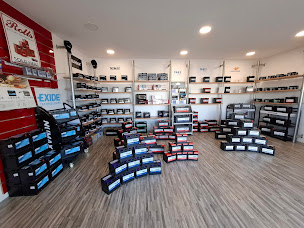 Photo n°3 de BME Batteries Matériels Equipements à Chécy (Magasin de batteries)