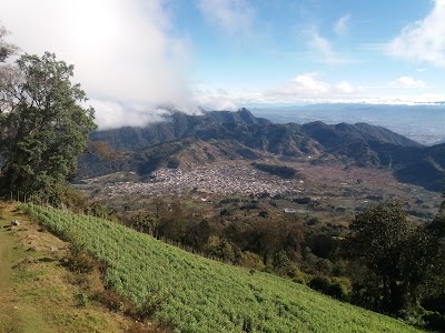 Photos of Half of Volcan