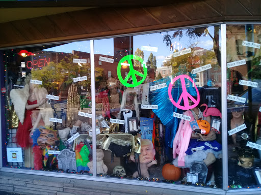 Incahoots Vintage Clothing & Costumes - Thumbnail