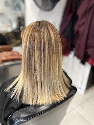 Photo n°10 de Origin 'Hair à La Verdière (Salon de coiffure)