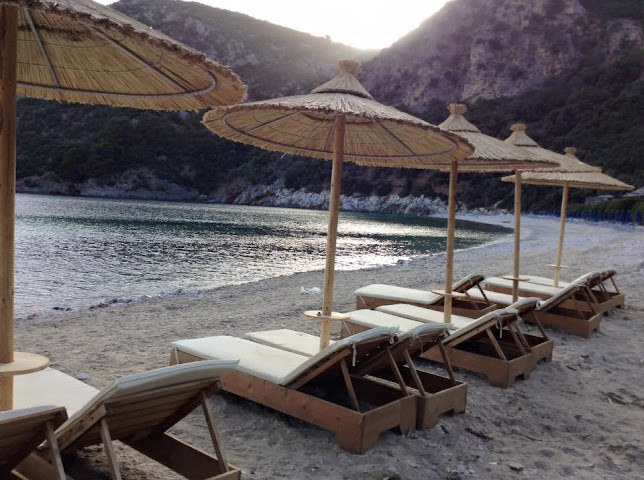 Limnonari Beach Rooms by null