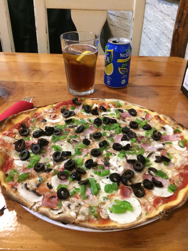 Pizzería 2 Amigos