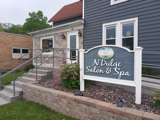 N'Dulge Salon & Spa Logo