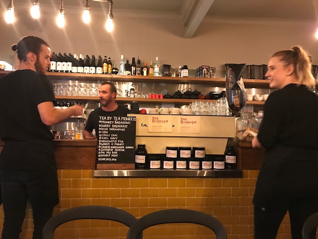 3 Monkeys Cafe