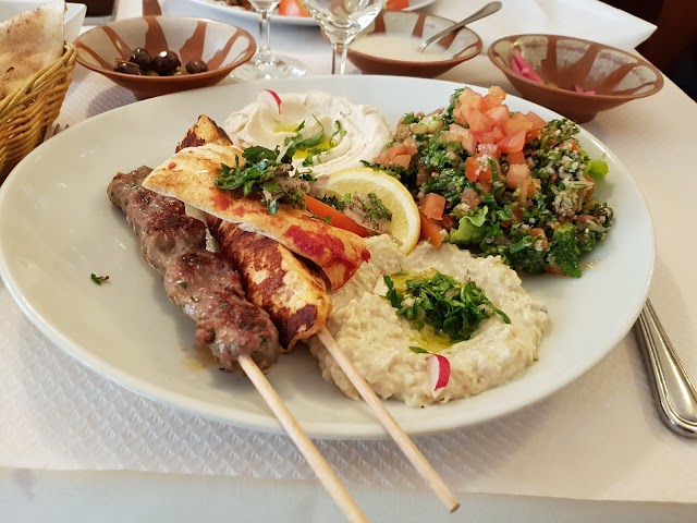 La Table Libanaise - Restaurant et traiteur Libanais à PARIS 15