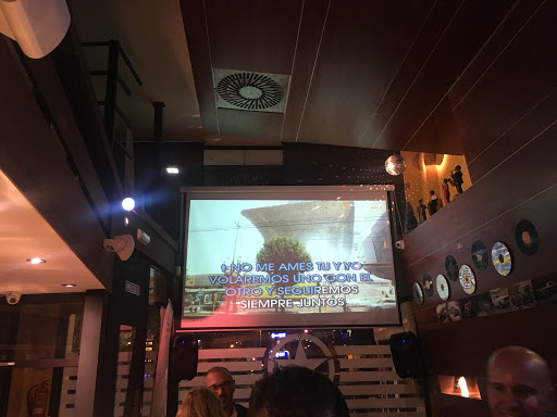 Pub Willys - Visual