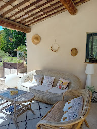 Photo n°10 de Le Mas Paolo à Le Thor (Chambre d'hôtes)