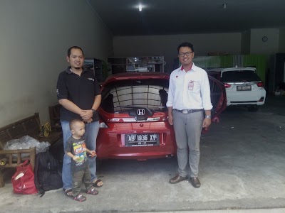 Photos of Mobil Honda Jogja