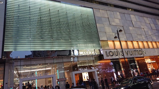 Mapstr - Shopping Louis Vuitton Hong Kong 5 Canton Road Kowloon 