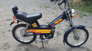 Photo n°2 de M.R.C à Saint-Germain-de-Salles (Atelier de réparation pour motos)