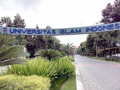 Photos of Boulevard Universitas Islam Indonesia