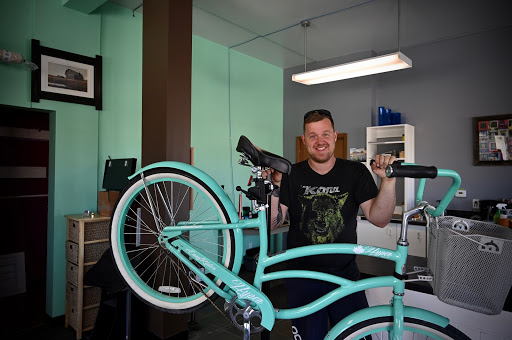 Revival Bikes - Visual