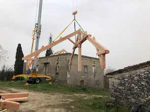 Photo n°12 de Gladine Thomas charpente couverture à Bourg-de-Visa (Couvreur)