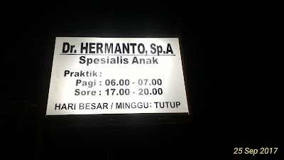 Photos of Dokter Hermanto. Sp. A