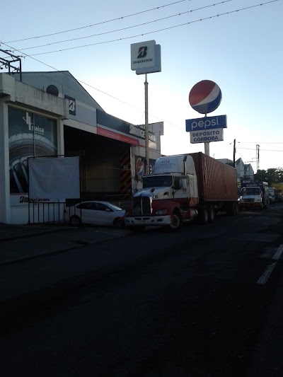 Photos of Paisa Tires & Services