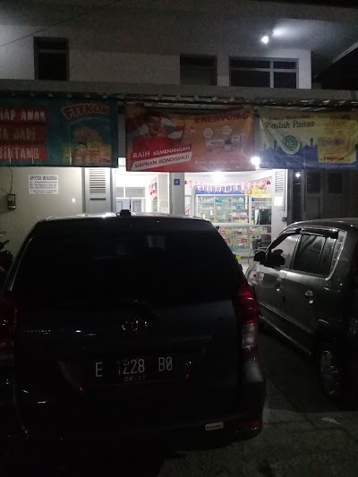 Photos of Apotek Merdeka