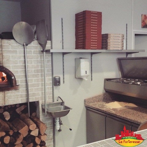 https://pizzerialaforteresse.fr/