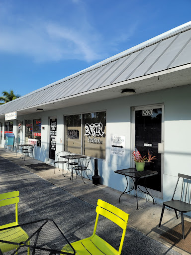Salon NR of Palm City Florida - Thumbnail