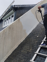 Photo n°10 de Rénov Toiture 22 Couvreur - Zingueur - Nettoyage de Toiture - Guingamp à Plouisy (Peintre en bâtiment)