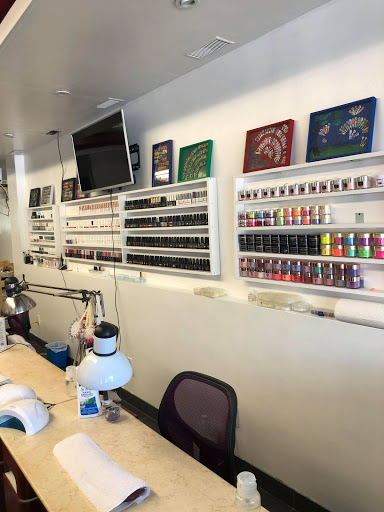 Cali Beauty Nails - Nail Salon Brantford - Thumbnail