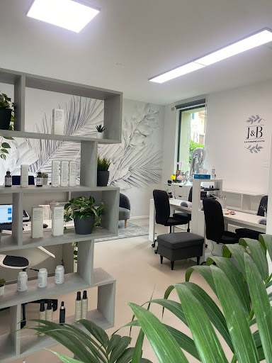 J&B Saloon and Products Monza