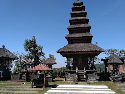 Photos of Pura Kerta Bhuwana Giri Wilis
