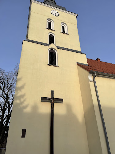 Opinii despre Kościół Rzymskokatolicki pw. Św. Wojciecha în Lidzbark - Kościół