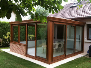 Photo n°3 de Véranda Lib'® - Sur Mesure Menuiserie à Ouroux-sur-Saône (Menuisier)