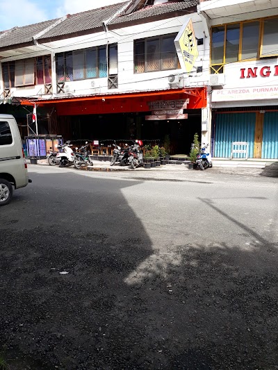 Photos of Honeybee Caf&eacute;
