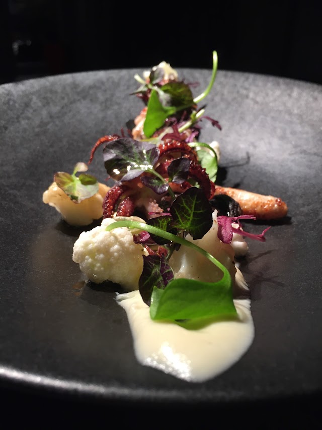 Moma Resto