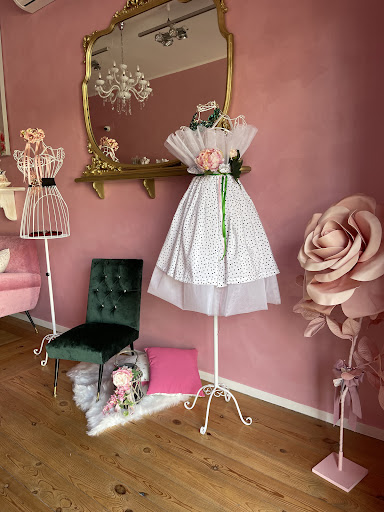 Rose Mery - Visual