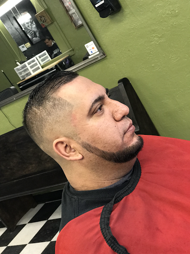 Pillo's Barber Shop - Thumbnail