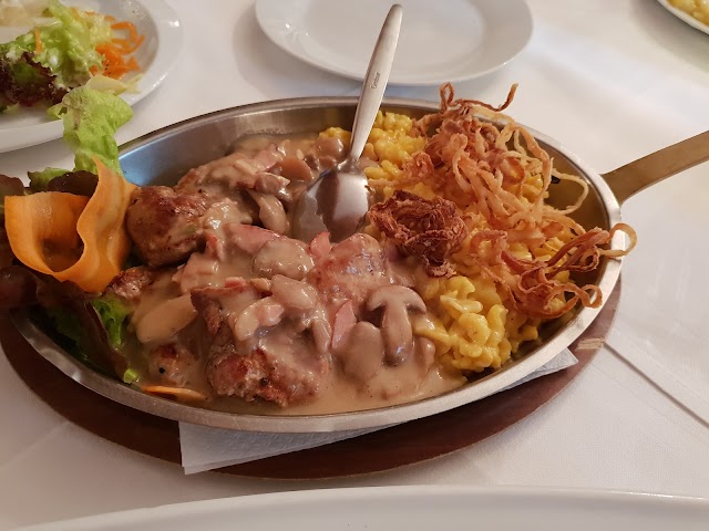Landgasthaus "Altes Tor"
