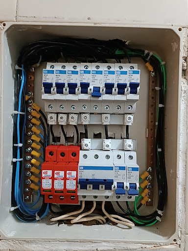 MGA Eletricidade | Eletricista residencial - comercial e predial